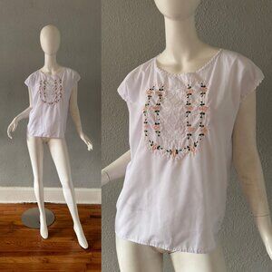 Vintage 70s White Oaxacan Peasant Embroidered Boho Mexican Top Blouse